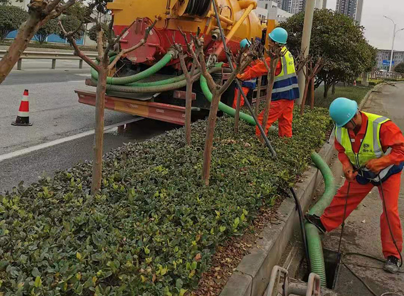 腾冲市政管道清淤